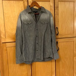 Banana Republic Men’s slim fit casual shirt Gray, size XL/17-17.5